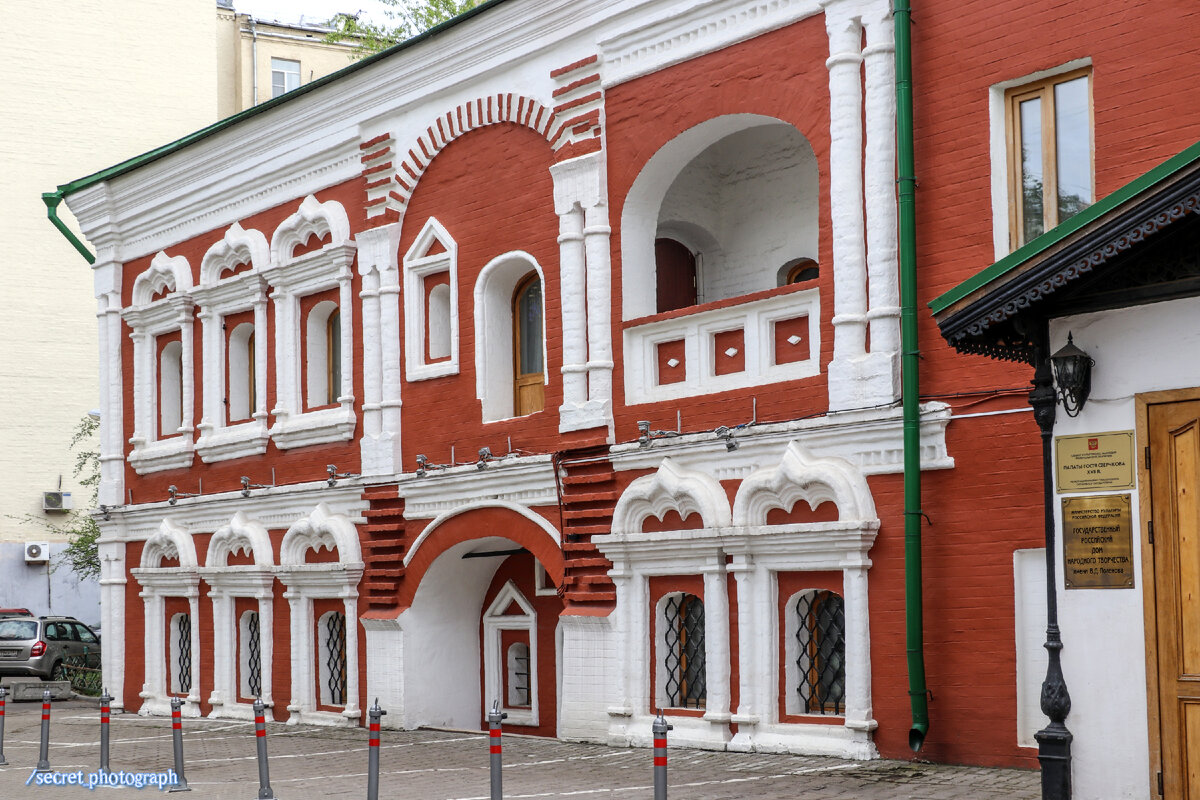 Палаты Сверчкова в одноименом переулке, или Живая и действенная память  Допетровской архитектуры * | Тайный фотограф Москвы | Дзен