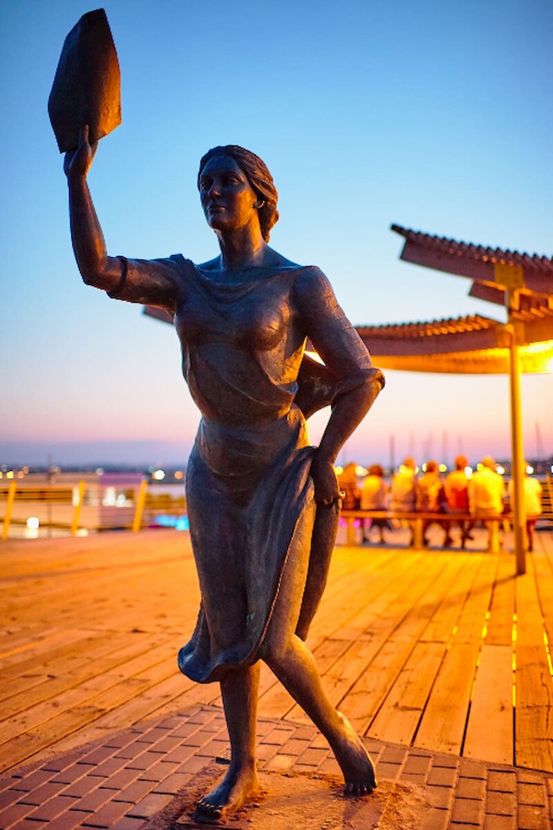 Белла Лола