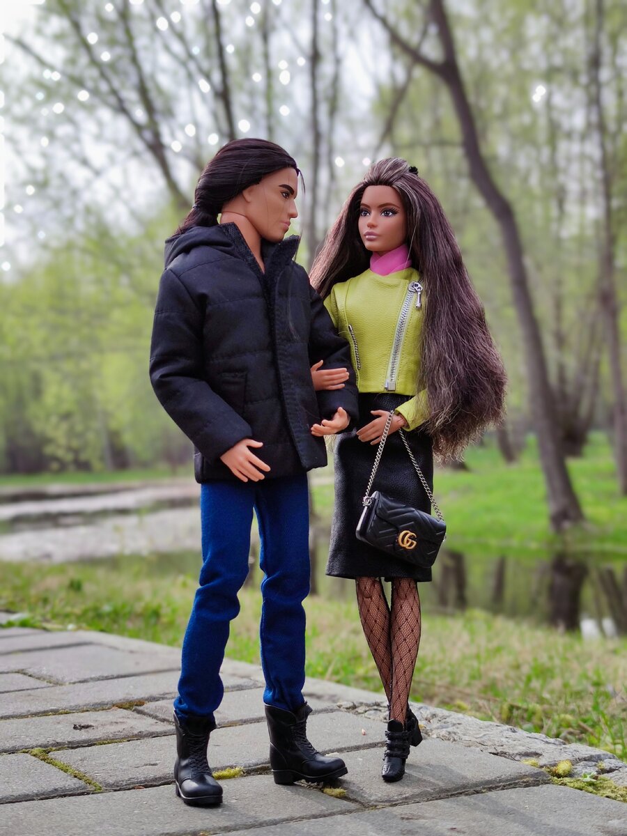 Barbie Looks #1 Лина и Looks #9 Кэм: прогулка в парке весной