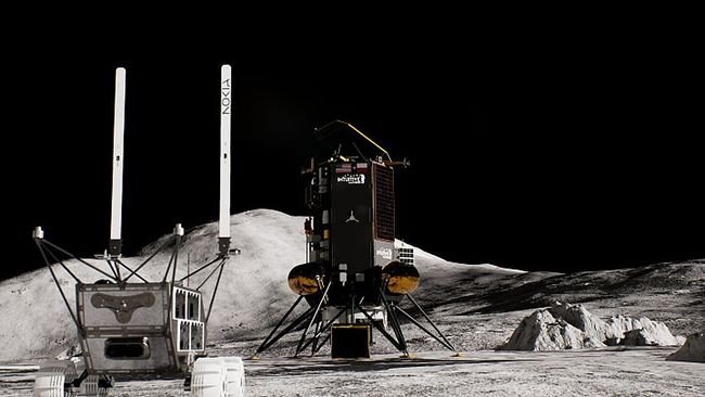    Рендер автономной разведывательной платформы Lunar Outpost (MAPP) с выдвинутыми антеннами Nokia. Изображения, данные и телеметрия, собранные MAPP, будут отправлены обратно на посадочный модуль Nova-C через сеть Nokia 4G/LTE, а затем ретранслированы на Землю.     
 Источник: Nokia / Intuitive Machines