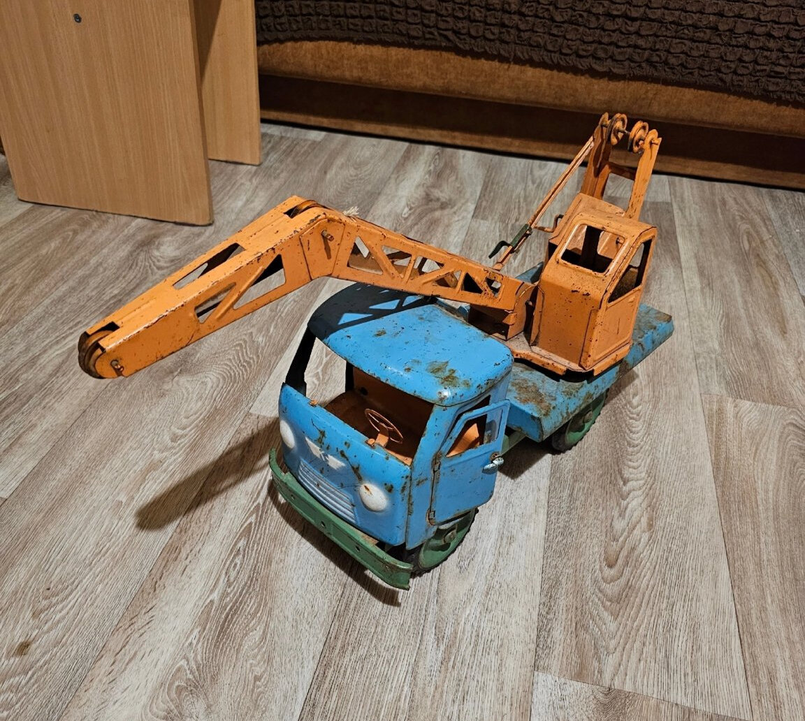 Автокран "Красная Этна", фото из открытых источников. Листаем галерею -->>