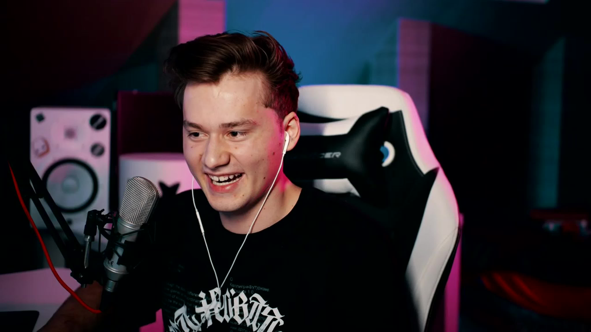 Иксайл лет. Иксайл лет. Эксайл стример. Иксайл лет. Иксайл лет.