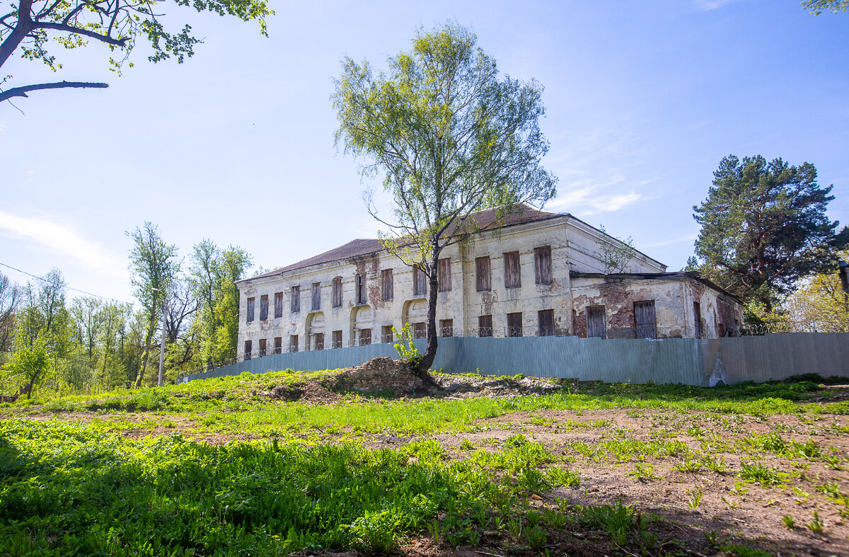 Усадьба Плещеево. Главный дом. Подольск, Московская область. Фото автора статьи 