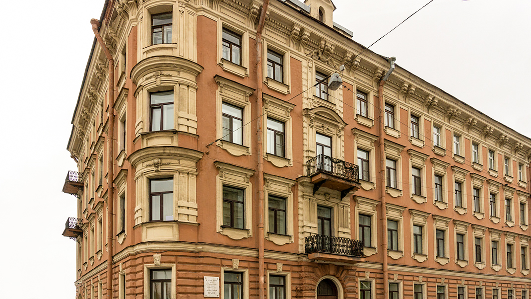 А блок санкт петербург улица декабристов фото