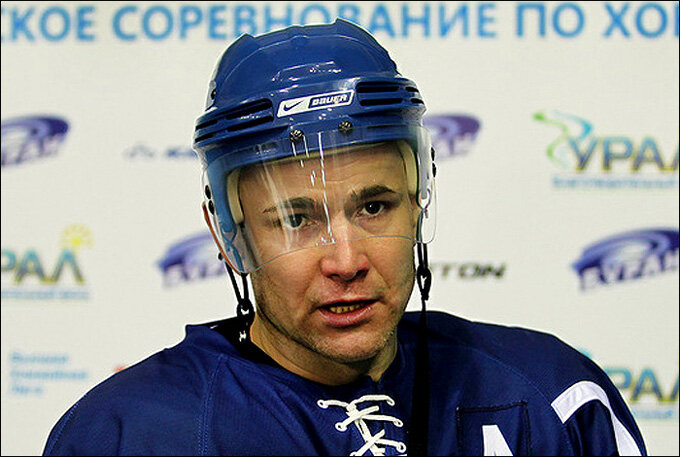 Константин Викторович Касаткин! Вдумайтесь: 32 голевых передачи за один сезон!