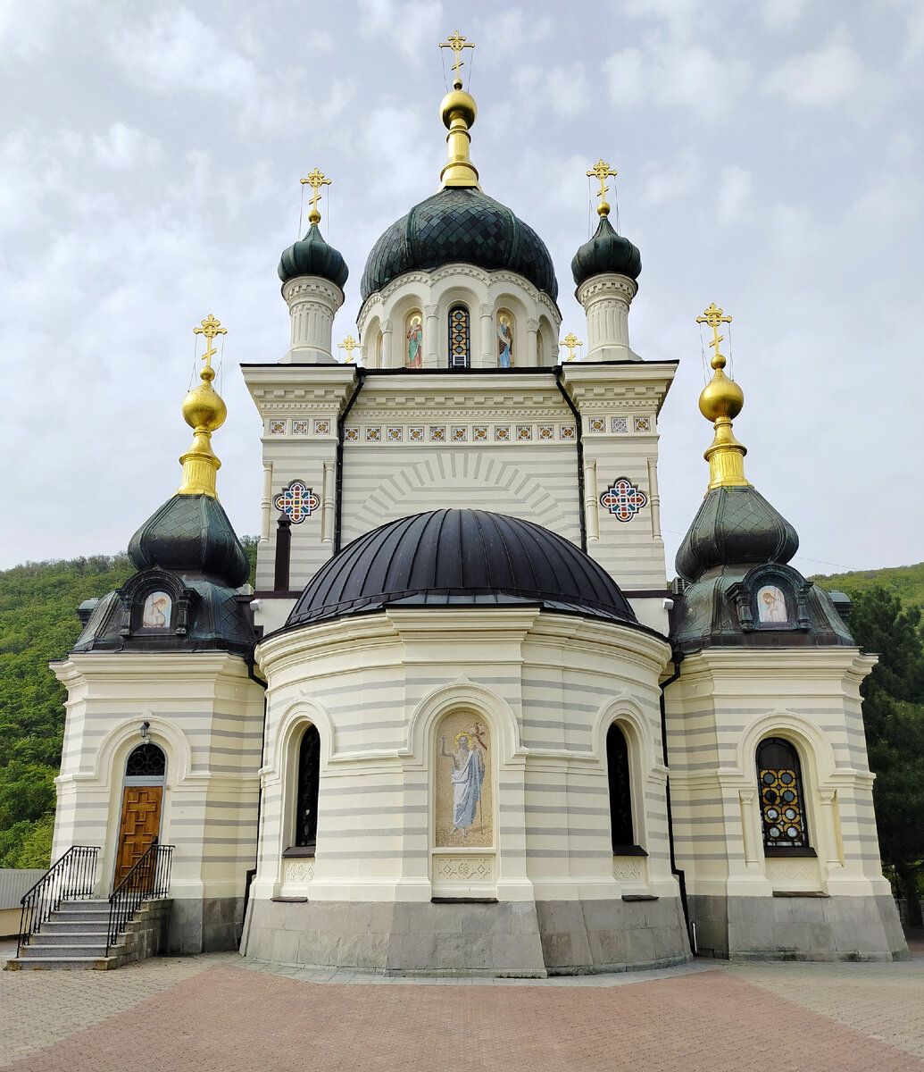 Церковь Вознесения Христова в Форосе на Красной скале