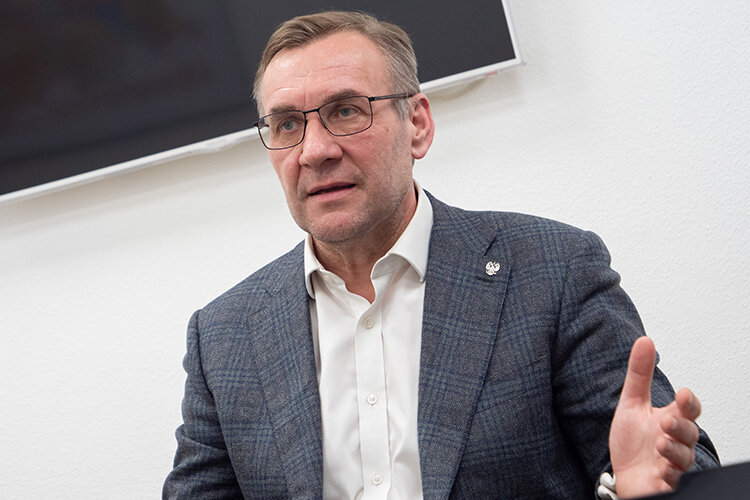    Томаш Навратил: «Зачем нужны 20 маркетологов, если завод — дочернее предприятие какого-то производителя? Зачем много бухгалтеров, если бухгалтерия делается в 1С под холдинг?».   
Фото: Динар Ахметзянов