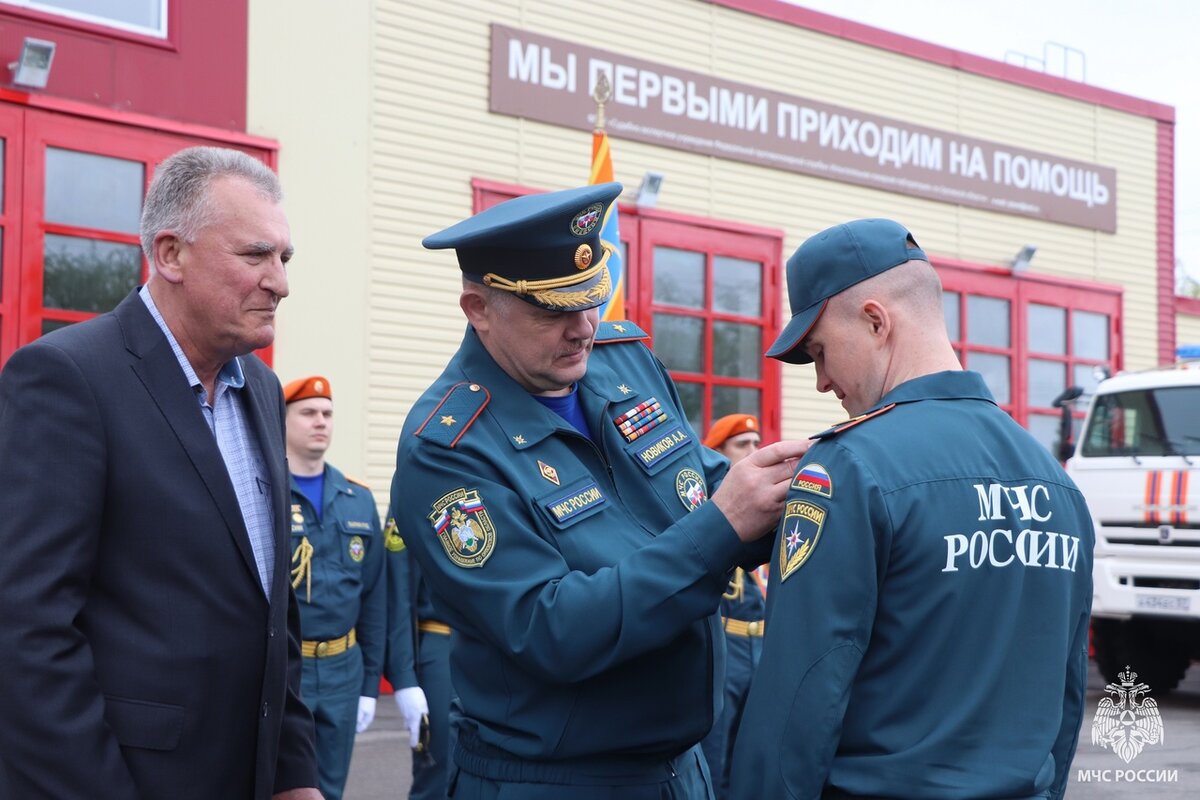 В преддверии профессионального праздника орловские пожарные получили новую  технику | ГУ МЧС России по Орловской области | Дзен