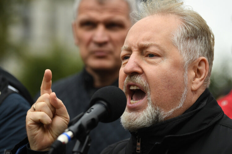 Сергей Обухов: «В России фиксируется явный рост долларовых миллиардеров, которые, вопреки декларациям, явно не спешат всеми силами помогать»
Фото: © Алексей Майшев, РИА «Новости»
