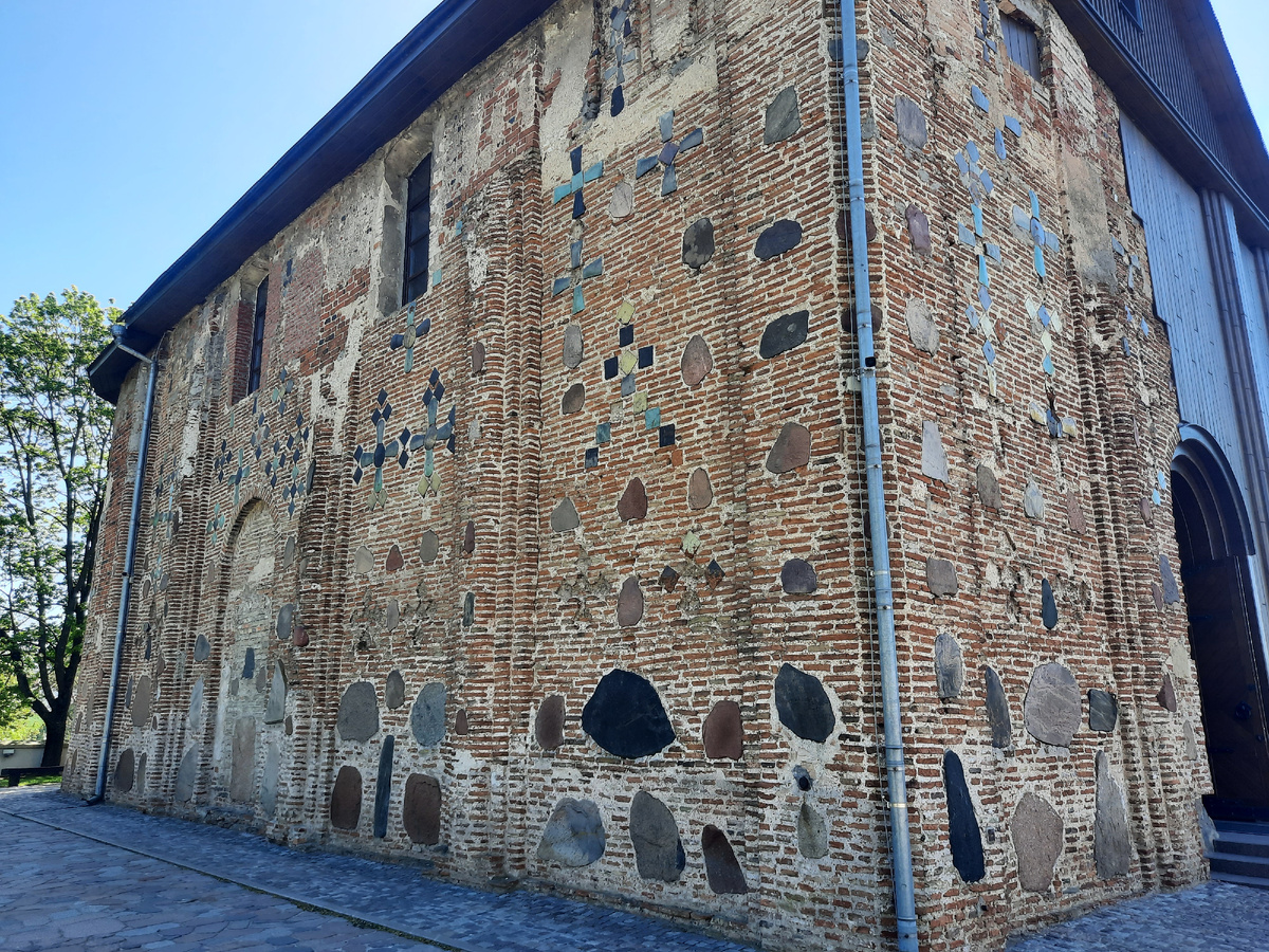 Борисогле́бская це́рковь, (Коложская церковь, Коло́жа)