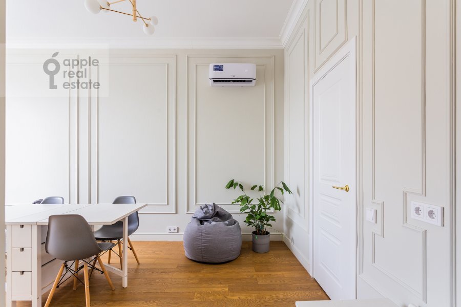 Фото из архива Apple Real Estate