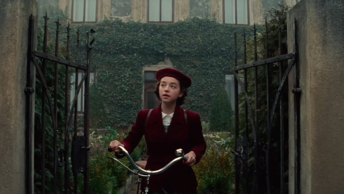 Сара. Кадр из фильма