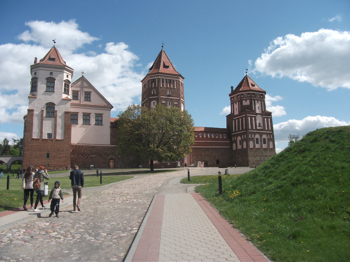 Белоруссия. Мирский замок