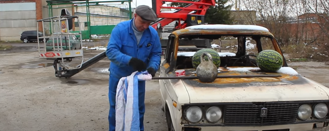 Теперь как "дротик" - должен держать траекторию