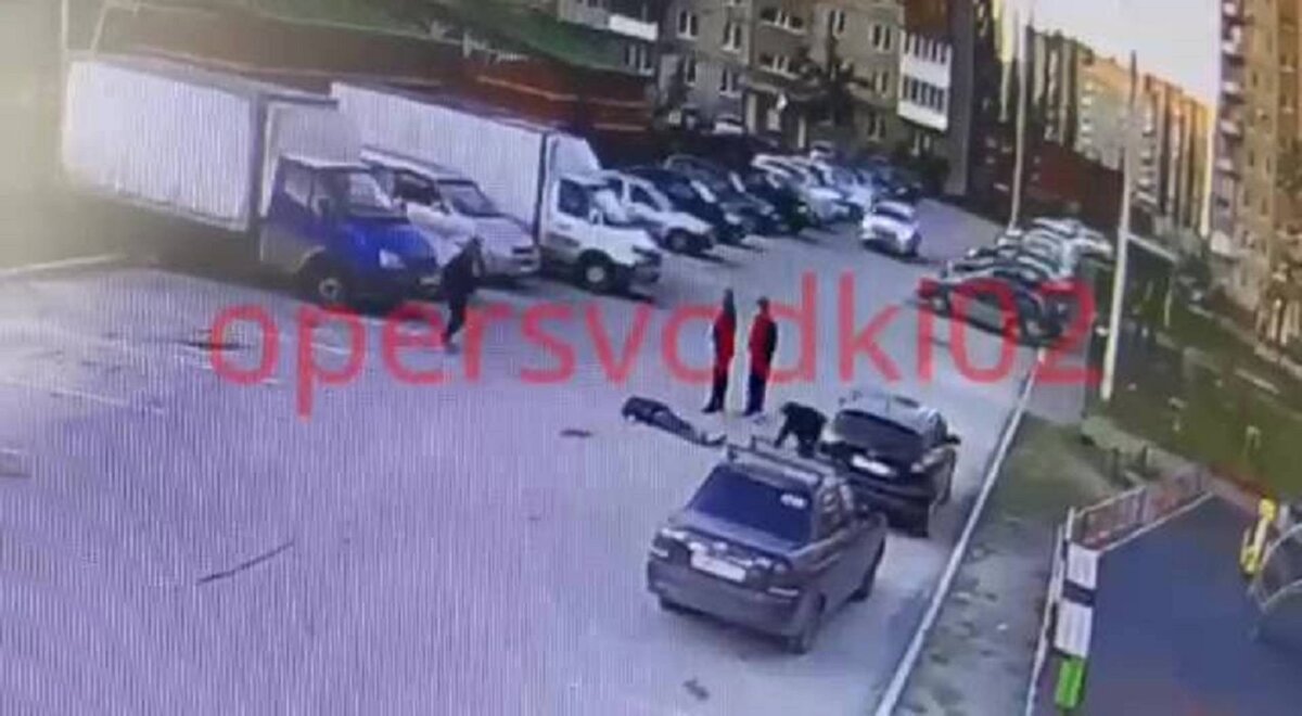    В сети появилось видео драки в уфимском Инорсе, в результате которой погиб человек