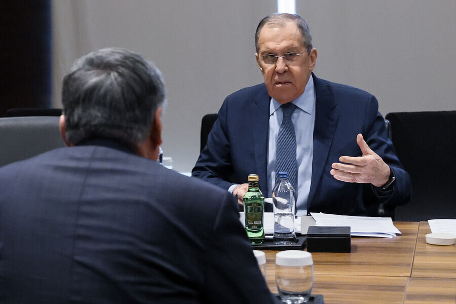 Глава МИД РФ Сергей Лавров и глава МИД Таджикистана Сироджиддин Мухриддин, март 2024 года