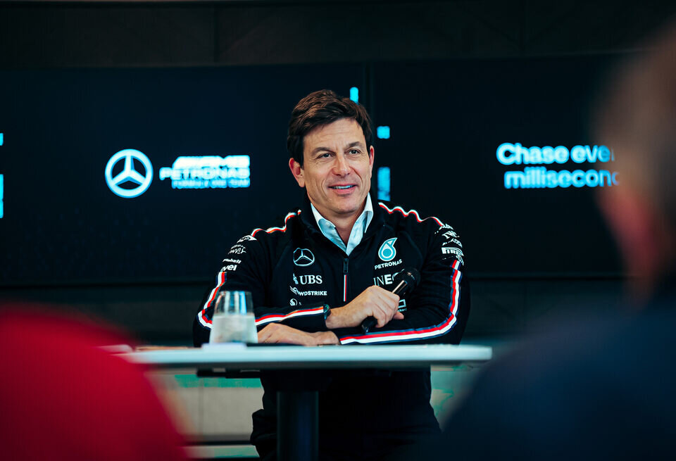    Тото Вольф прокомментировал слухи о переговорах Mercedes с ФерстаппеномSebastian Kawka / Mercedes