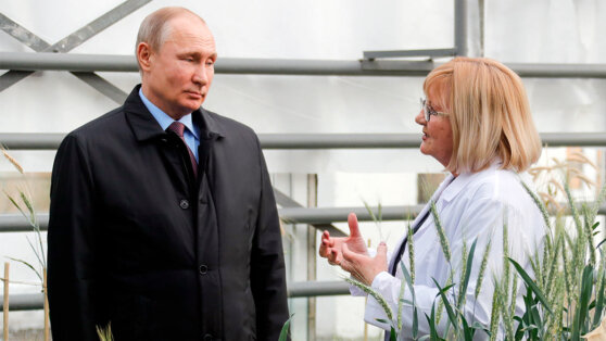    Путин присвоил звание Героя Труда пяти россиянам и наградил ряд предприятий Анастасия Романова