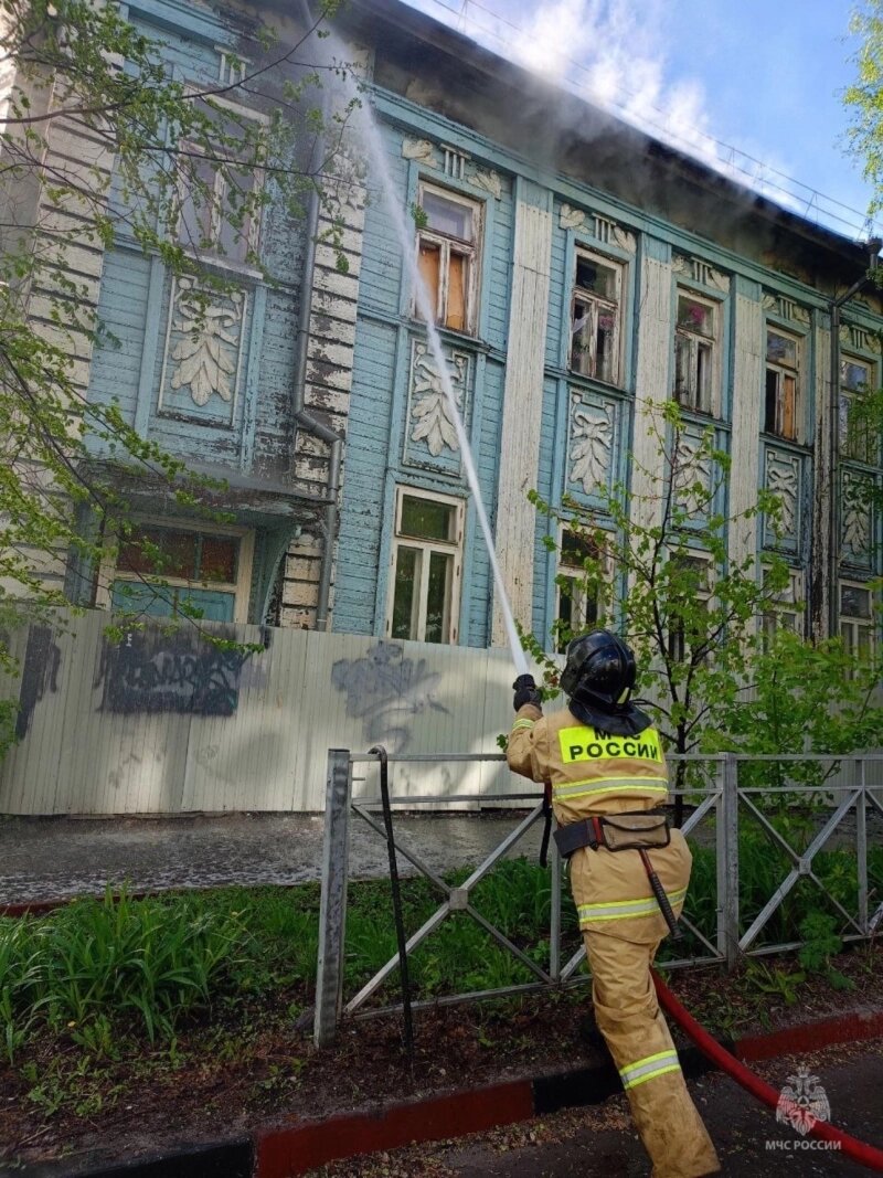 В центре Ульяновска горело здание — объект культурного наследия | АиФ- Ульяновск | Дзен