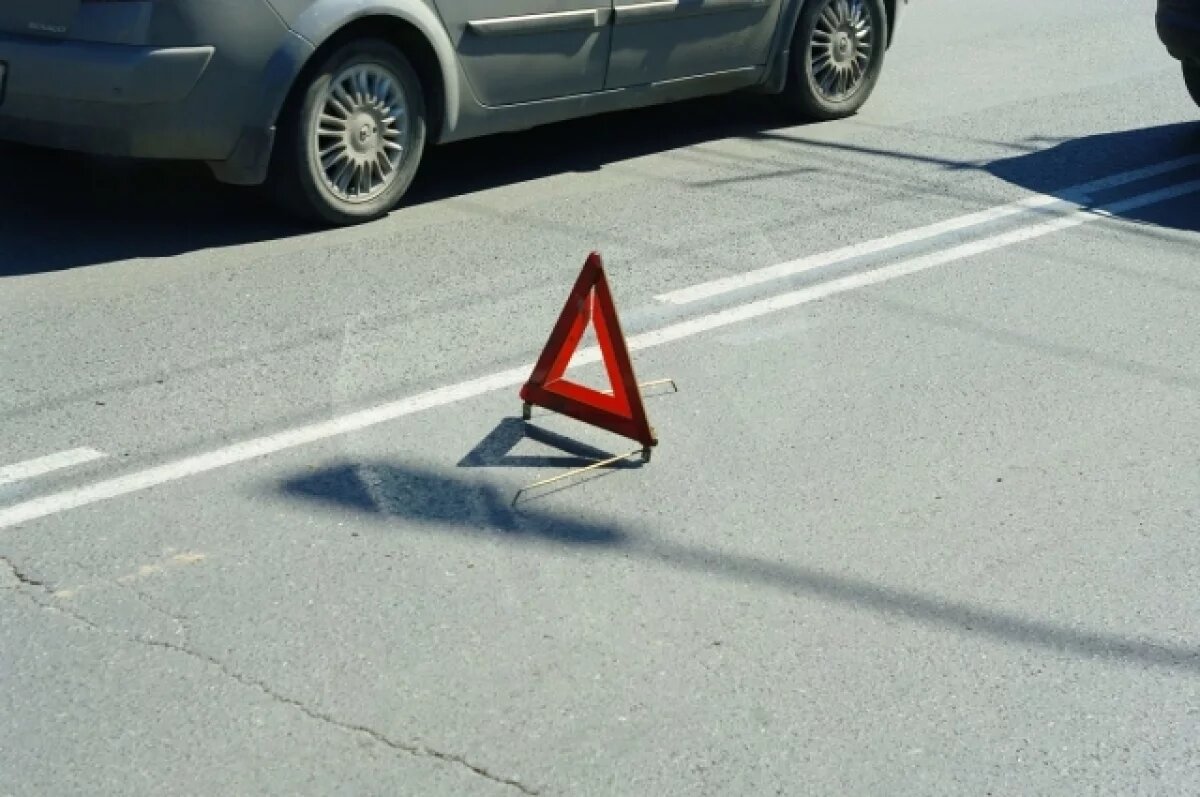    В Ростовской области в массовом ДТП пострадали 5 человек и три иномарки
