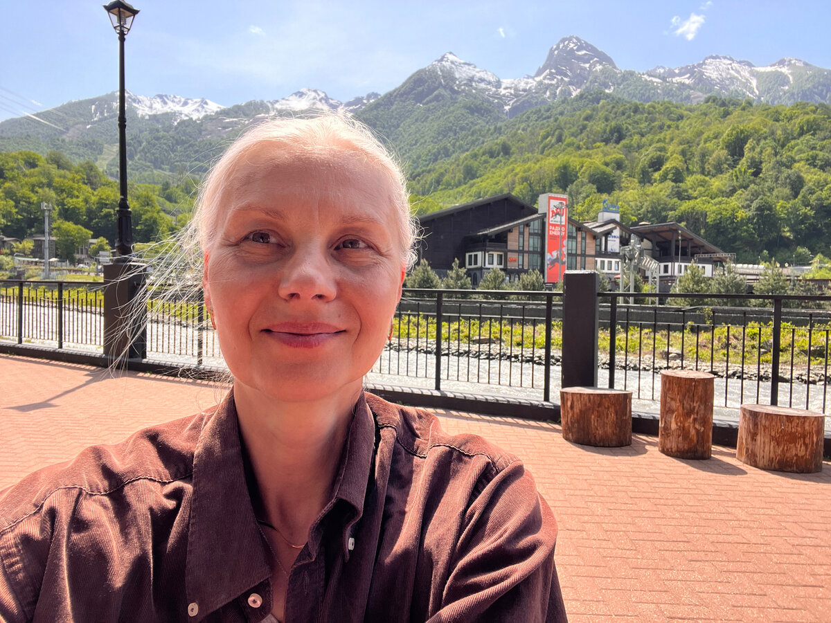 Снизу горы тоже красивые, но на верху лучше