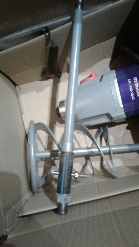 Переходник с миксера на шнек. Фото автора