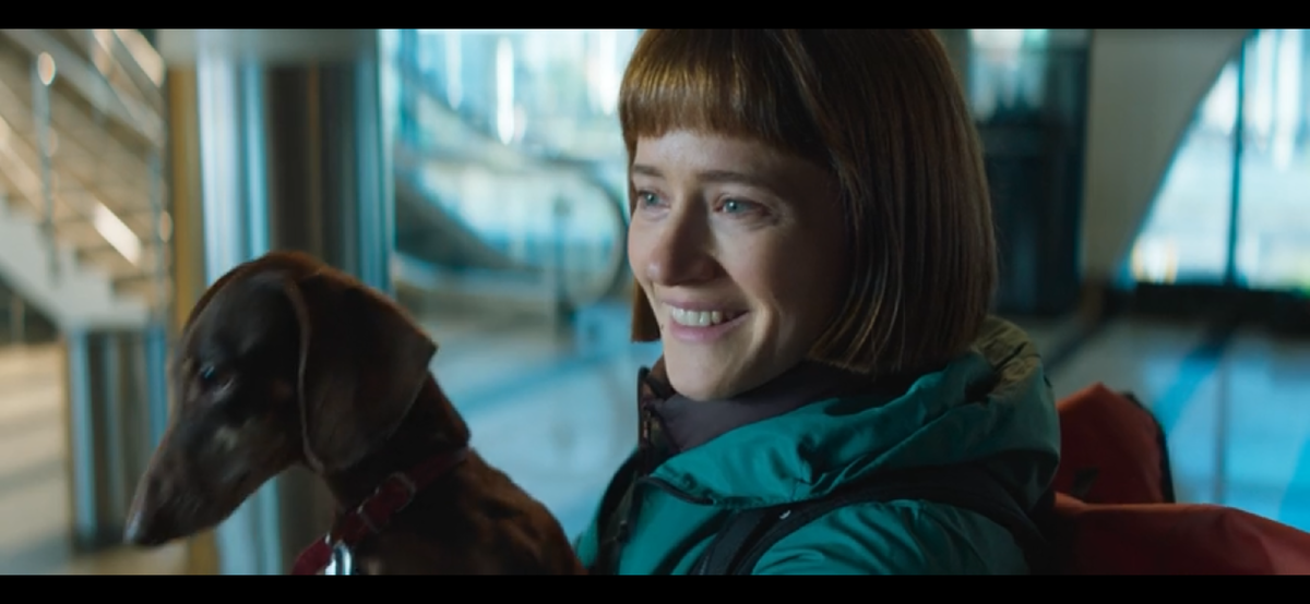 Кадр из фильма, главная героиня в роли Ани Смолиной 