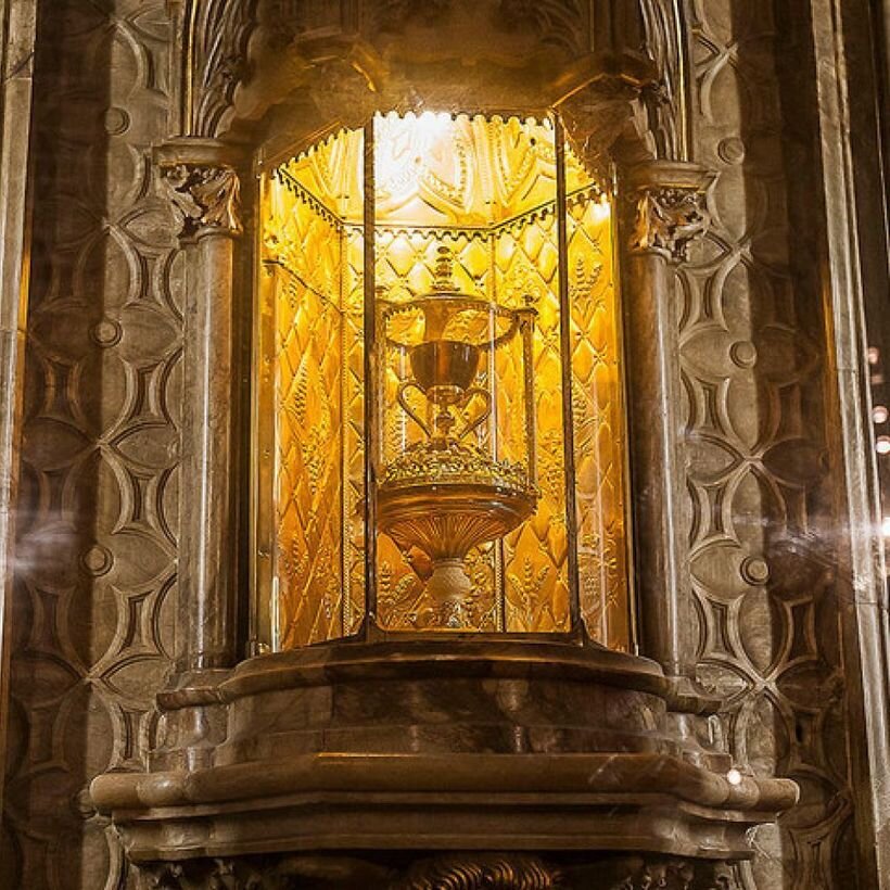 Cвятая Чаша. Валенсия, Кафедральный Собор