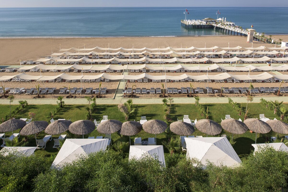 Отель Delphin Imperial Lara 5* - фото с официального сайта отеля.