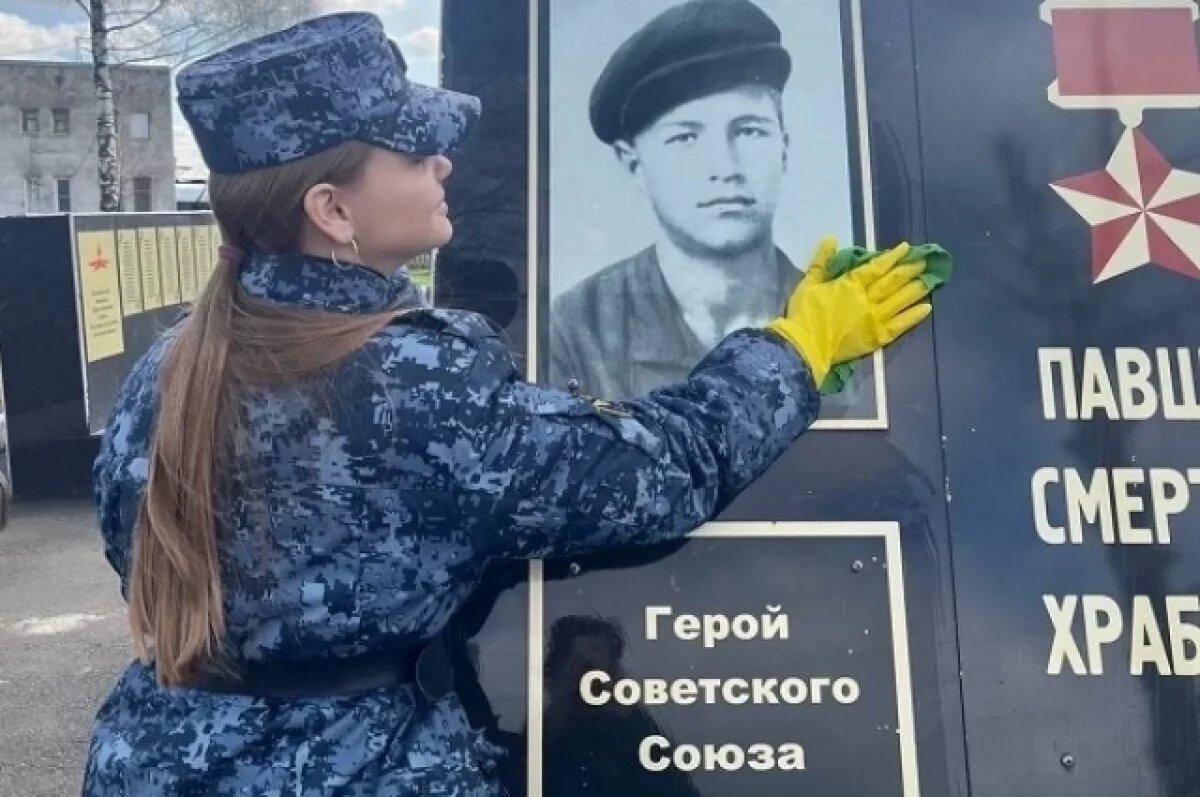    Курсанты службы исполнения наказаний обустроили мемориалы в Кузбассе