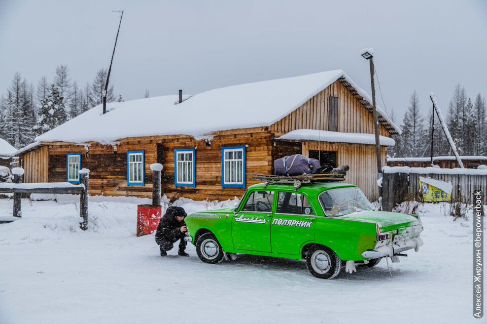 В советское время пикеты были на каждом зимнике и здорово облегчали жизнь северных дальнобойщиков.