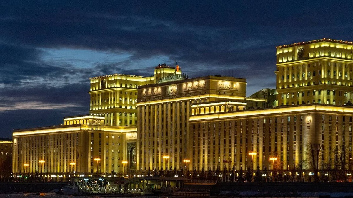 Фото: https://tvzvezda.ru/ (https://mcdn.tvzvezda.ru/storage/news_other_images/2024/04/27/1f65063220b747969fc7add3f1db5bf3.jpg)