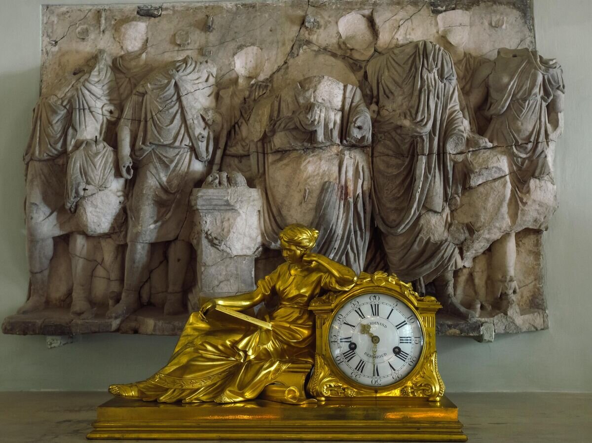    Каминные часы© РИА Новости / Алексей Даничев