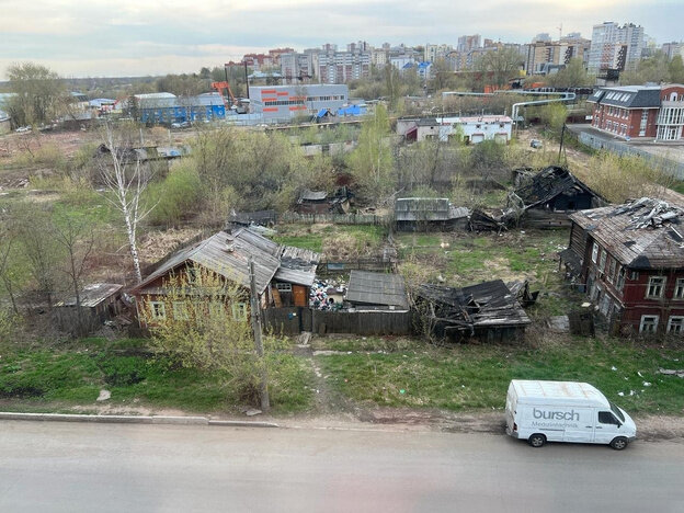    Мусор и крысы: кировчане возмущены огромной свалкой у дома на Милицейской
