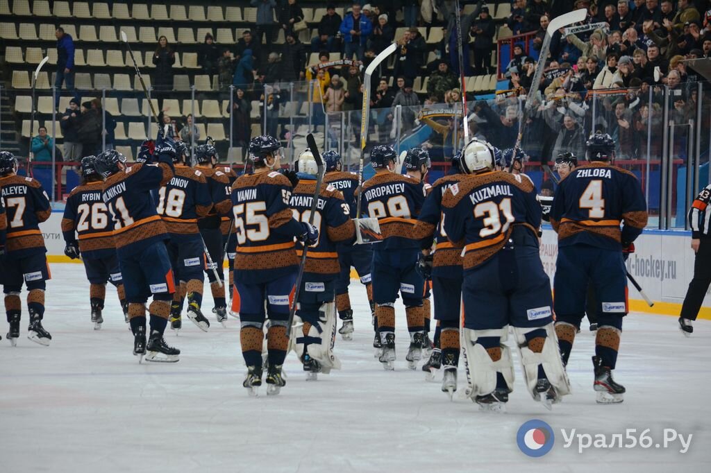    ХК «Южный Урал» уже продлил контракты на следующий сезон с рядом игроков. Кто останется в команде?