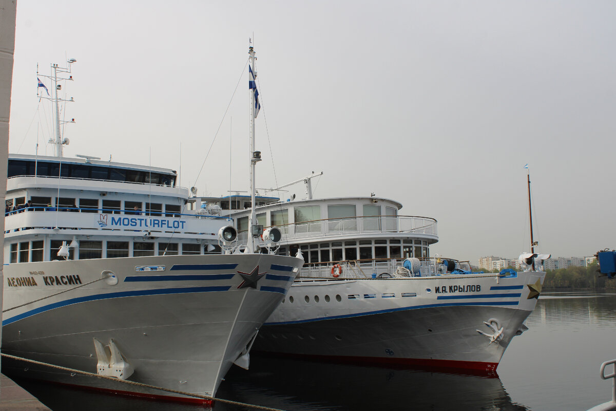 Парад круизных теплоходов 26 апреля