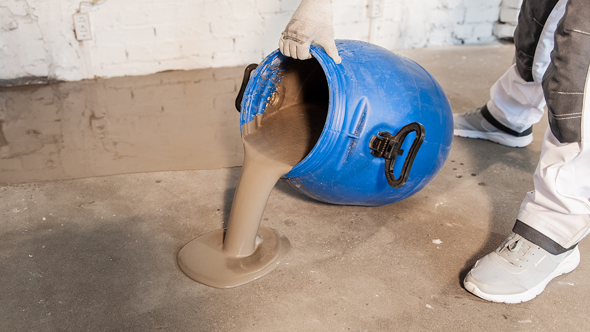 Минимальная высота слоя при заливке составляет 3 мм