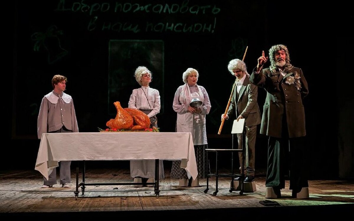    Почему воронежский спектакль «Черная курица» с грифом «6+» стоит посмотреть и взрослым? Рецензия блогера Робустовой Фото Андрея Парфенова