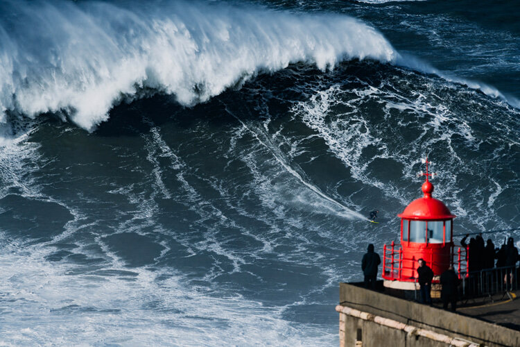 https://www.surfertoday.com/surfing/sebastian-steudtner-and-porsche-develop-wave-height-measurement-drone