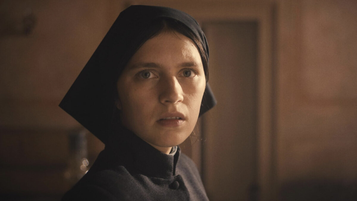 Кадр из фильма "Омен. Первое знамение"