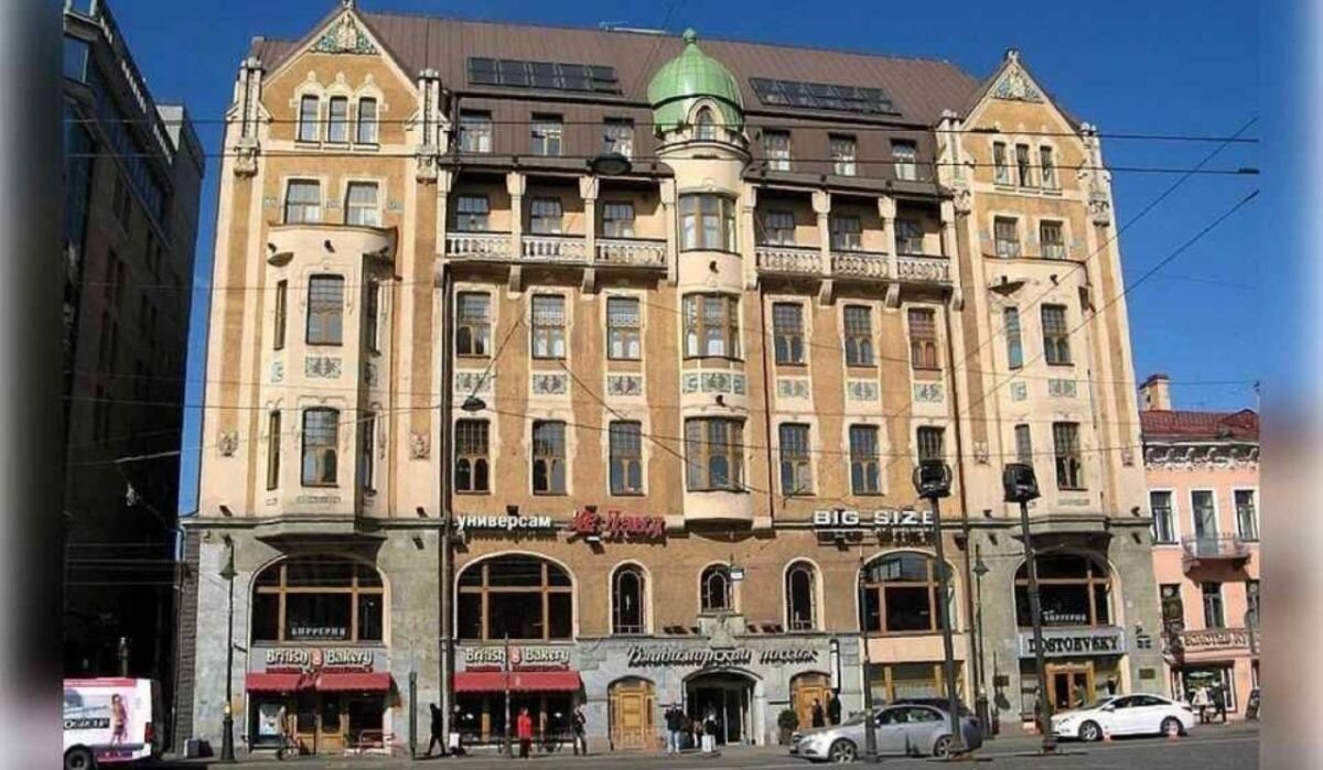     "Владимирский Пассаж". Источник: spb.kp.ru Автор фото: Яна Ходаревская