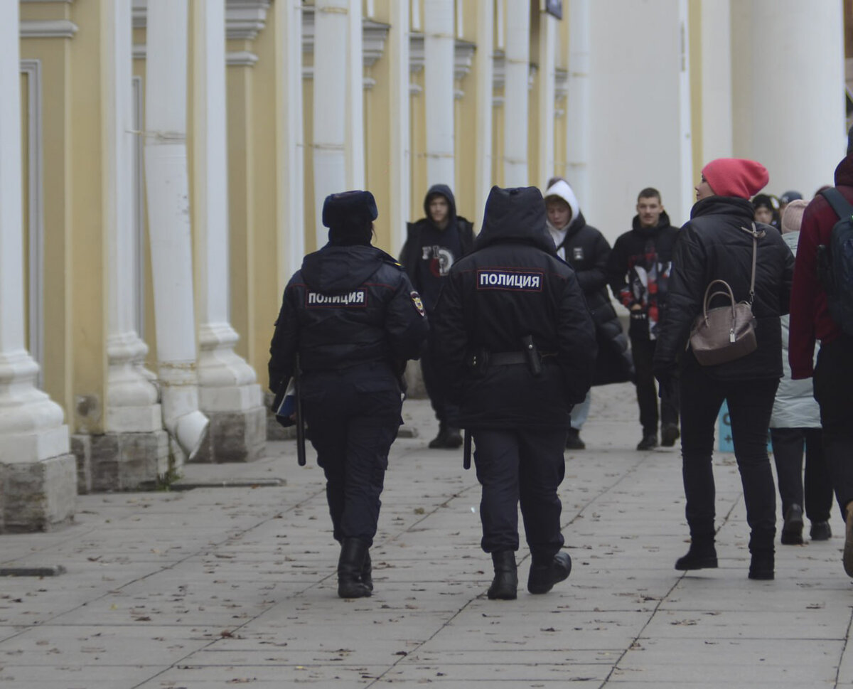 Полицейские задержали троих администраторов, а также организатора нелегального бизнеса.  Фото: Фото: ФедералПресс / Татьяна Буторина