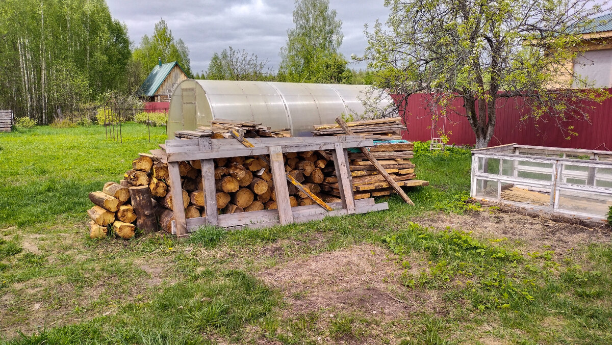 Отправляю свои дрова на склад. Надеюсь мне не придется это вывозить самому.