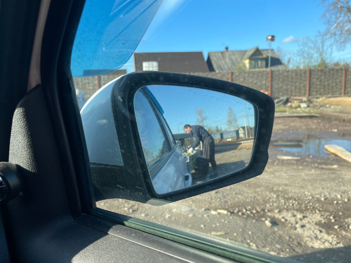 Без помощи папы и дяди, конечно, не обойтись