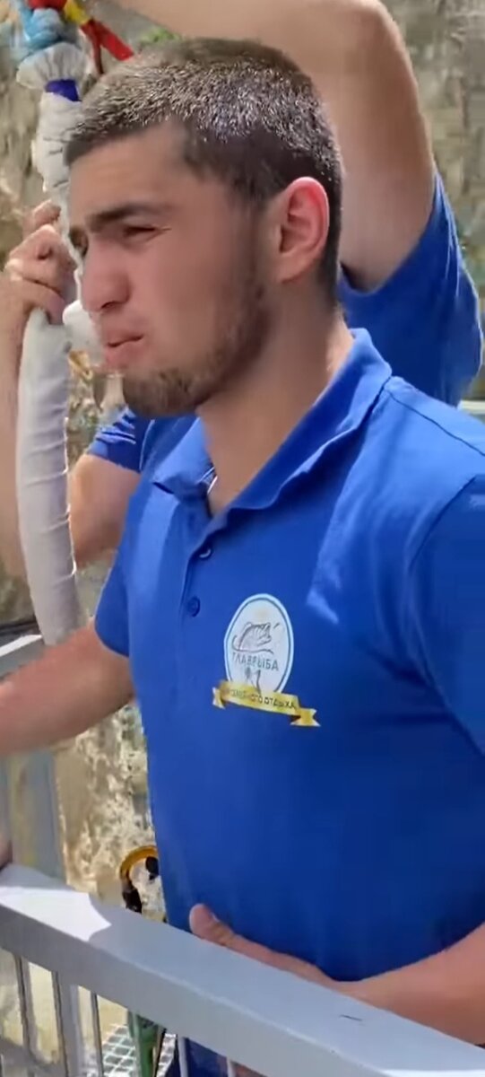 Парень, просто красавчик👏👏👏