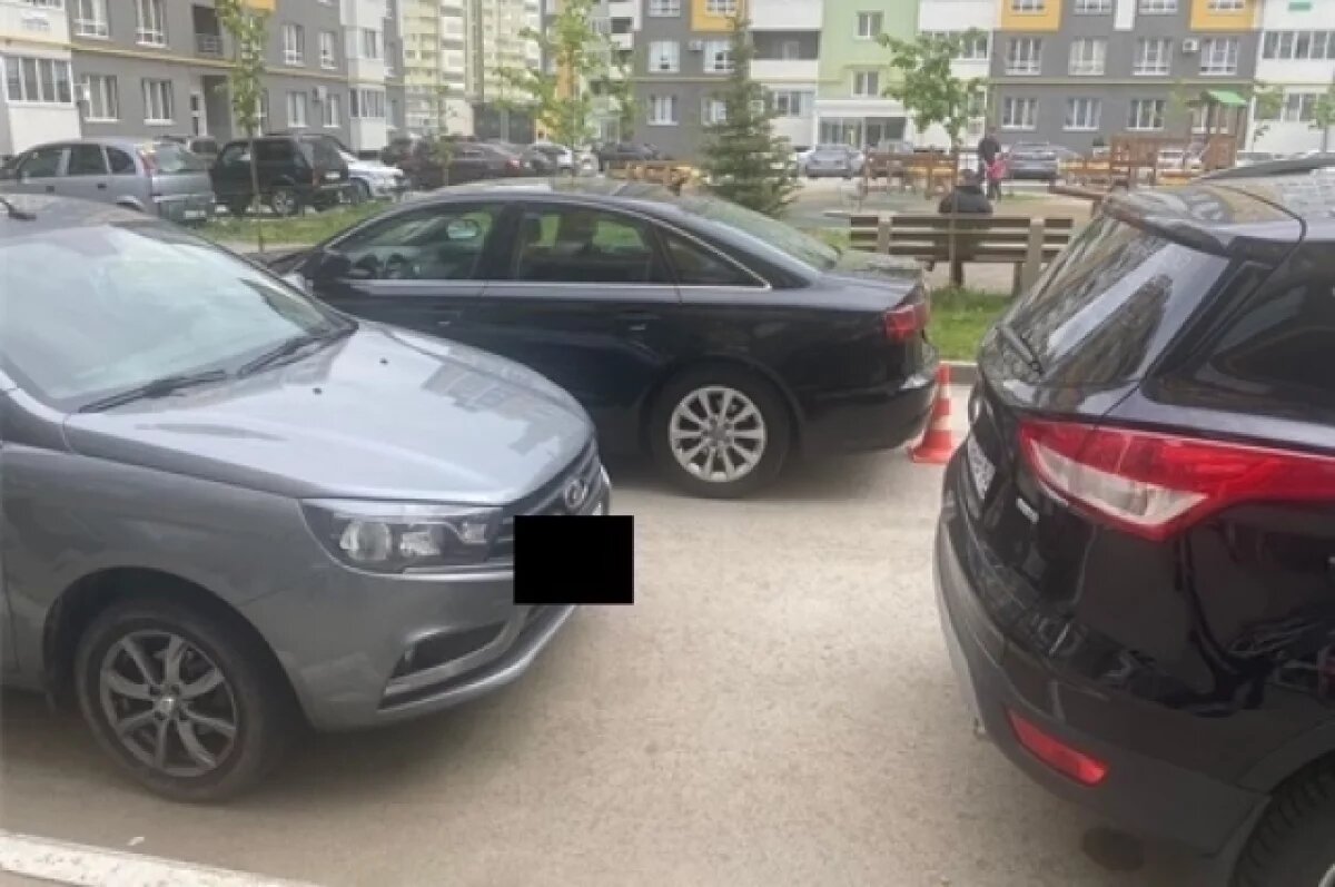    В Южном городе Самары автомобилистка на Audi сбила 7-летнюю девочку