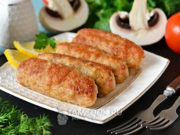 Вкуснейшие рулетики на горячее: внутри - сочная грибная начинка, снаружи - зажаристая корочка