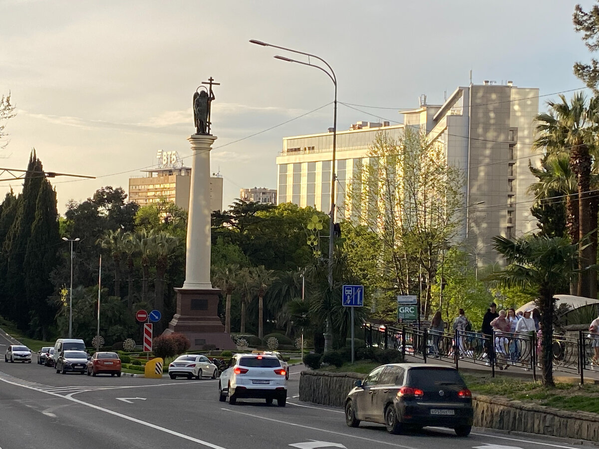 Сочи. Апрель 2024 года... Фото автора