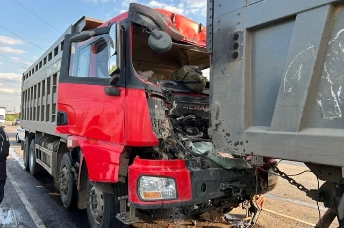 В Воронеже мужчина погиб в аварии с тремя грузовиками | АиФ Воронеж | Дзен