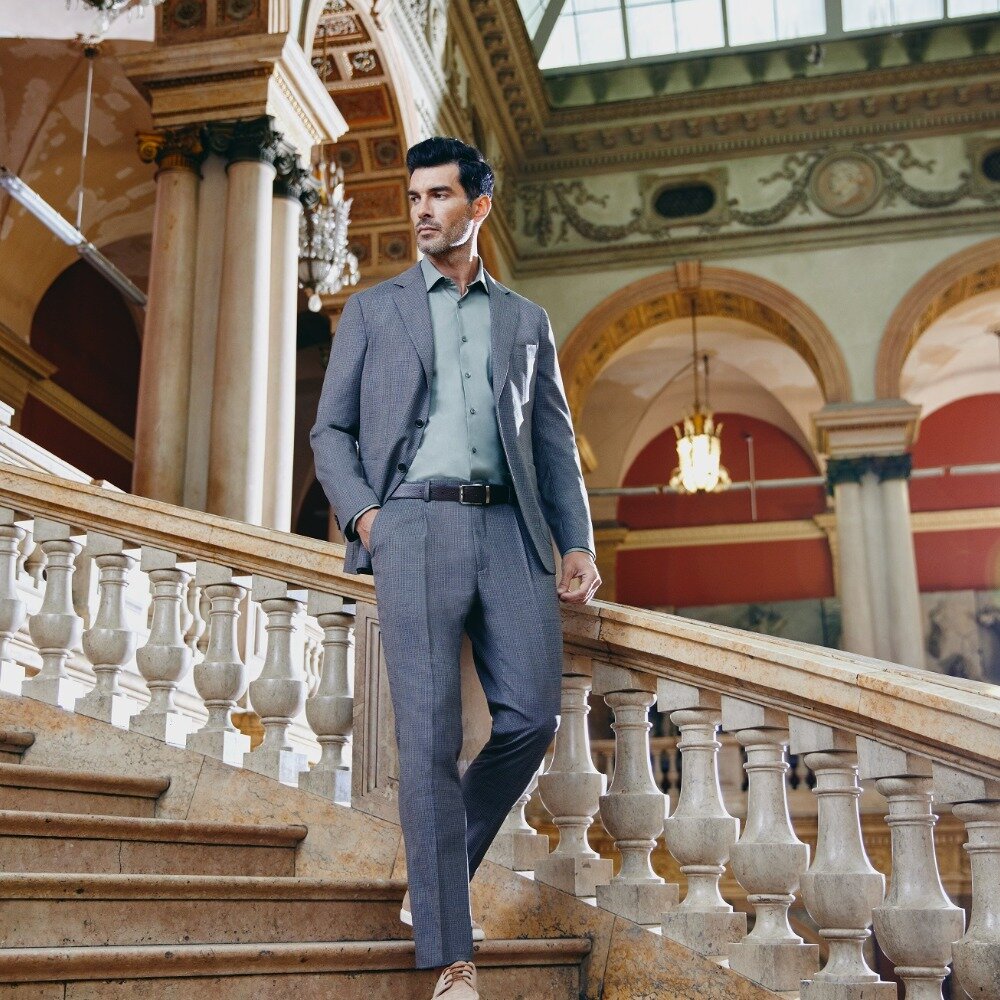 Костюм из натуральной шерсти